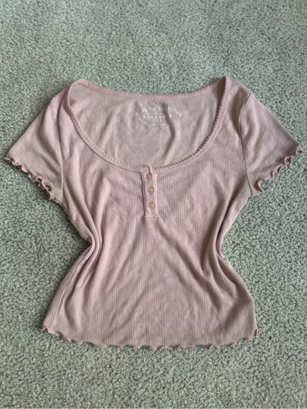 Aeropostale Mauve Ribbed Scoop Henley Crop Tee y2k sexy casual tee